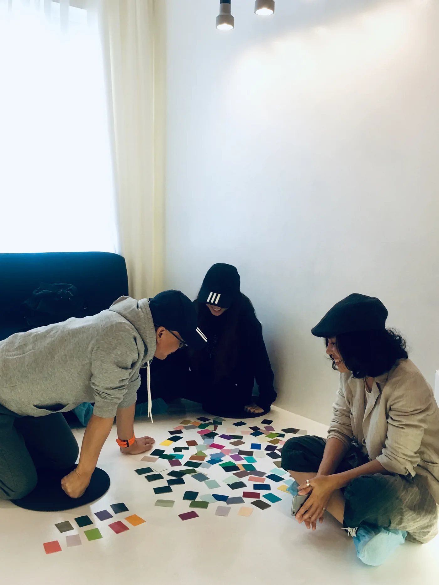 屋主参与朵墨色彩测试